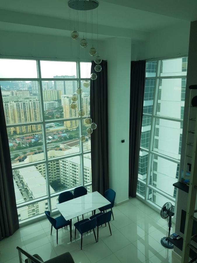 Premier Suite At Maritime Джорджтаун Номер фото